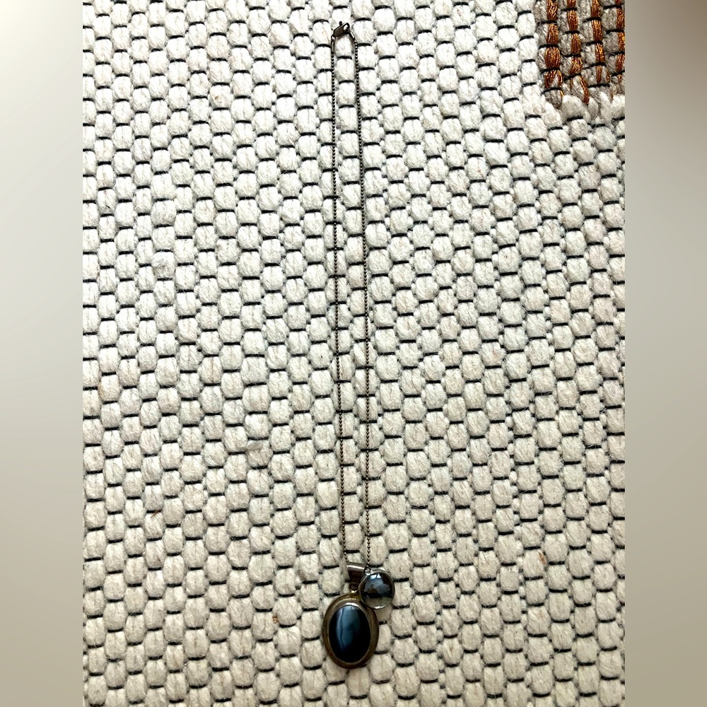 Blue Stones Pendant Neclace